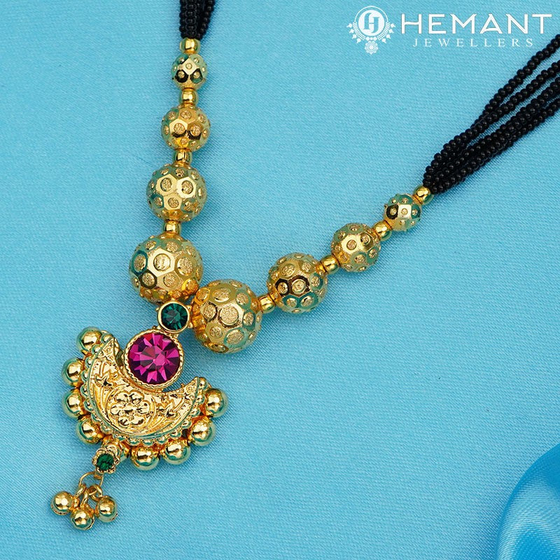 Traditional Maharashtrian Kolhapuri Mangalsutra Utar Dot Chand Medium