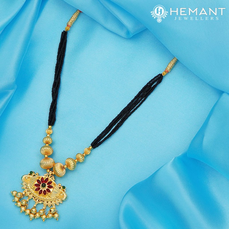 Traditional Maharashtrian Kolhapuri Mangalsutra Utar J Damaru Mor