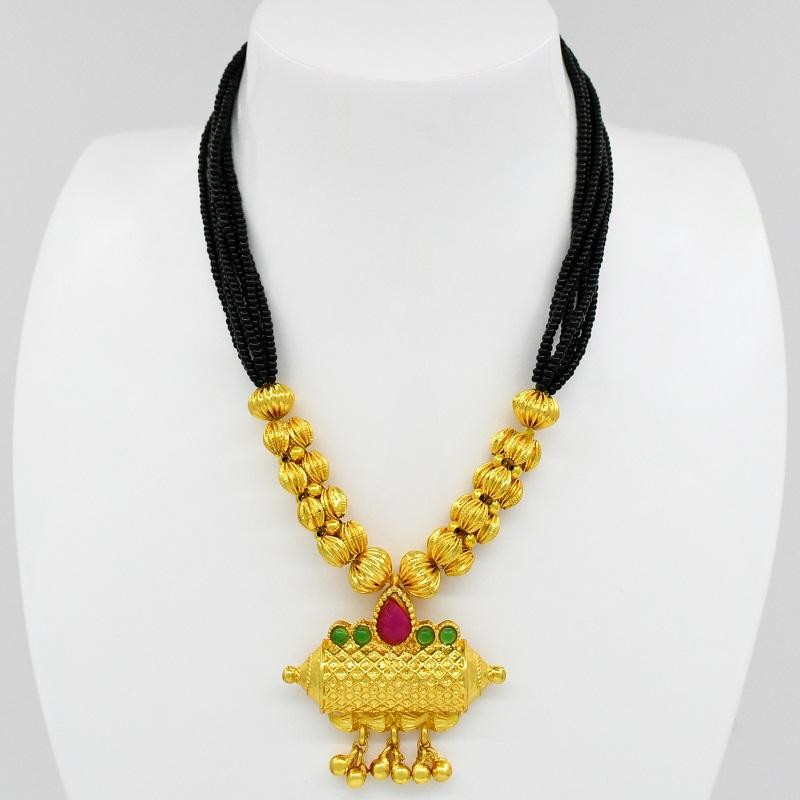 Traditional Maharashtrian Kolhapuri Mangalsutra