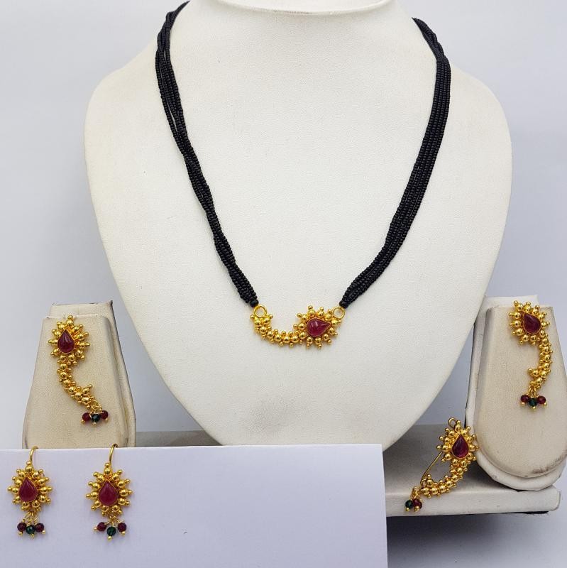 Traditional Maharashtrian Kolhapuri Mangalsutra