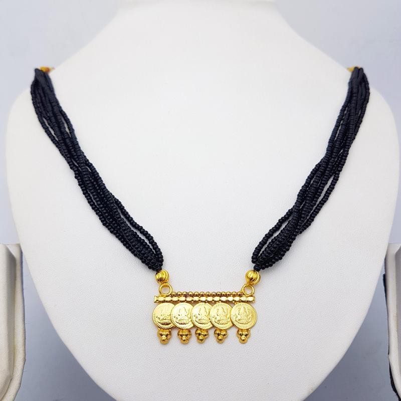 Traditional Maharashtrian Kolhapuri Mangalsutra