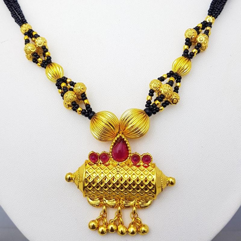 Traditional Maharashtrian Kolhapuri Mangalsutra