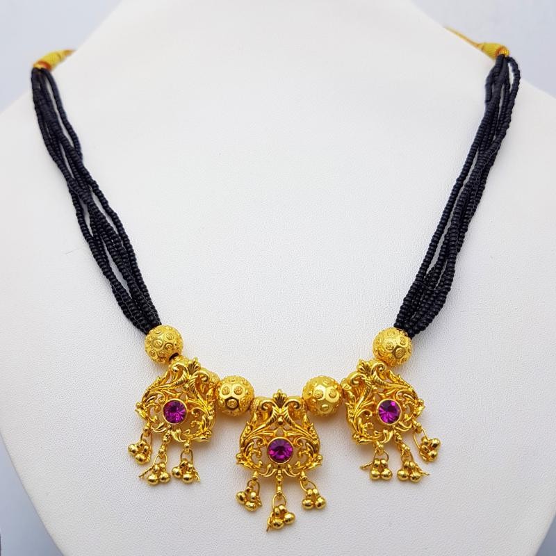 Traditional Maharashtrian Kolhapuri Mangalsutra