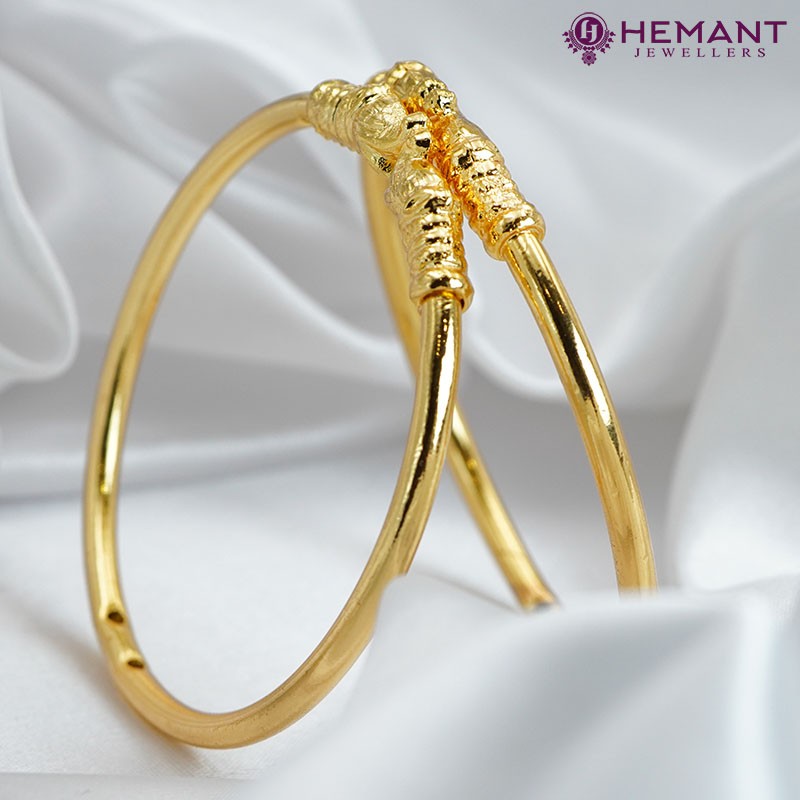 Traditional Maharashtrian Kolhapuri Micro Gold Plated Goth Hastidant Bangles