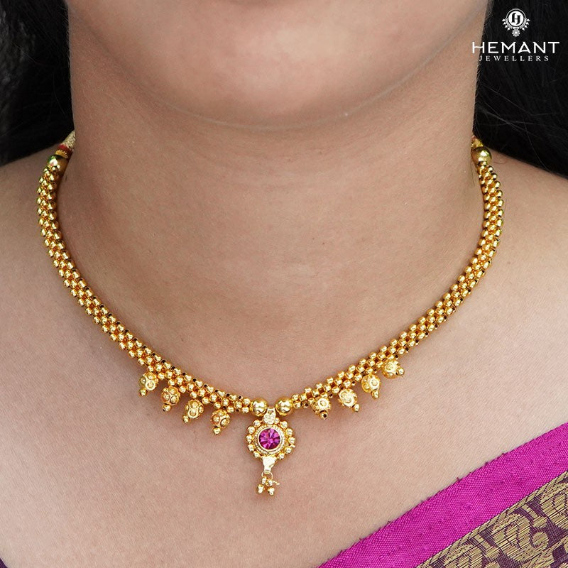 Traditional Maharashtrian Kolhapuri Micro Gold Plated Thushi 8 Dot Saj 0