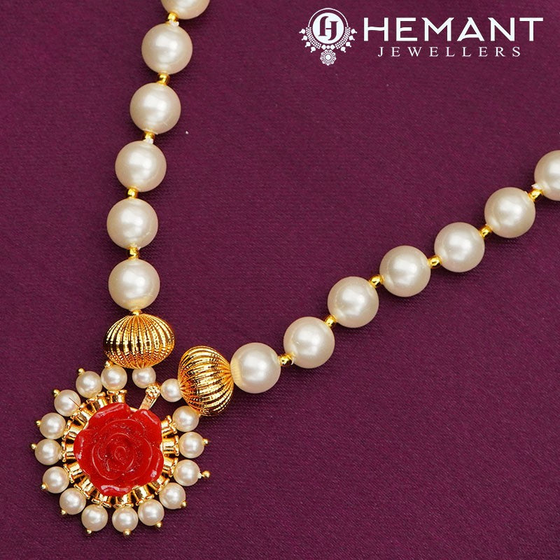 Traditional Maharashtrian Kolhapuri Moti Necklace Utar Flower