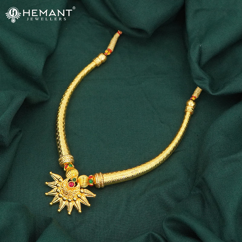 Traditional Maharashtrian Kolhapuri Shivai Har Big Chand Dodaka Pendal - 3789