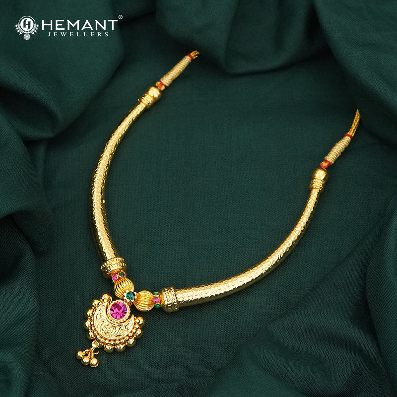 Traditional Maharashtrian Kolhapuri Shivai Har Big Chand Medium Pendal - 3788