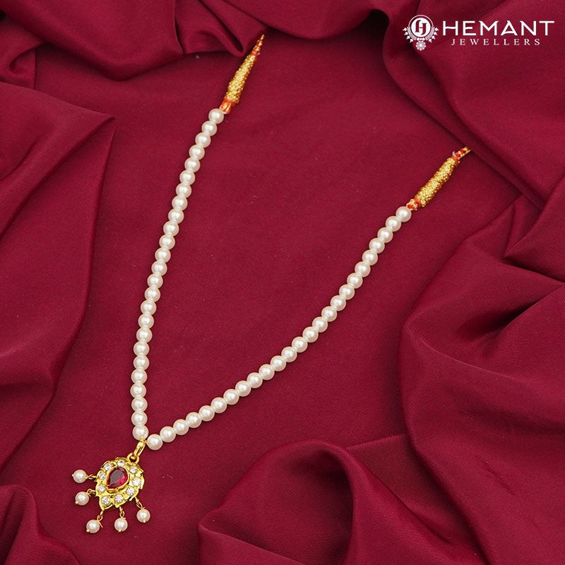 Traditional Maharashtrian Moti Mala Plain Karwari Small Paan